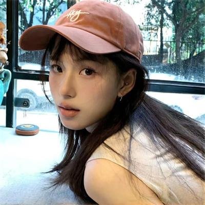 这个警察不太冷